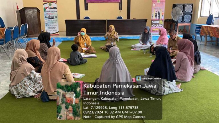 KELAS IBU HAMIL DI DESA MONTOK