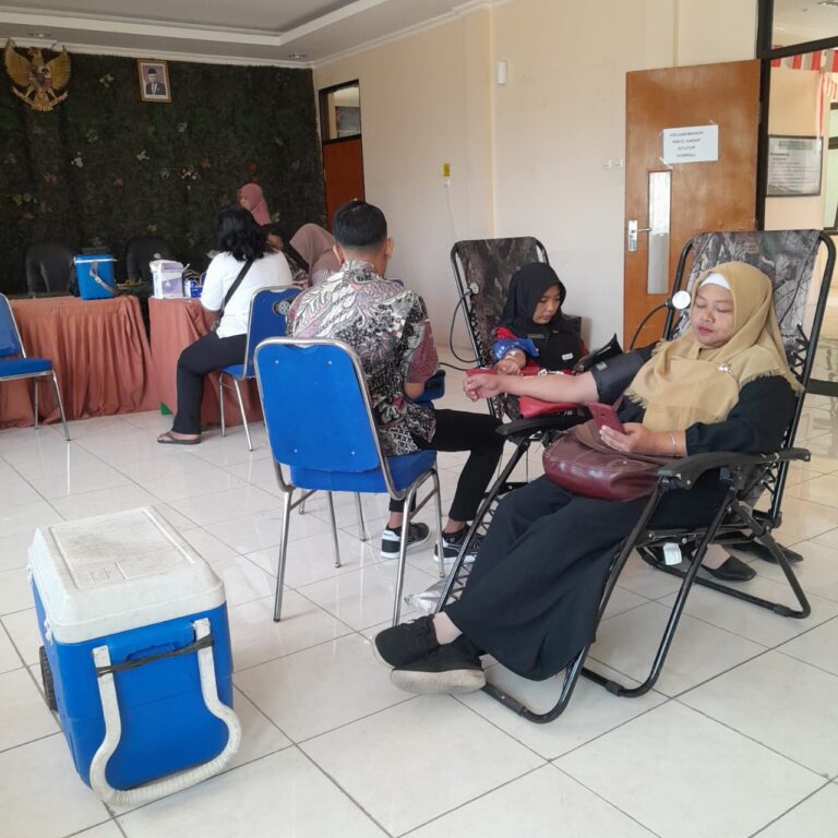 KEGIATAN RUTIN DONOR DARAH DI PUSKESMAS TALANG PAMEKASAN 5 SEPTEMBER 2024